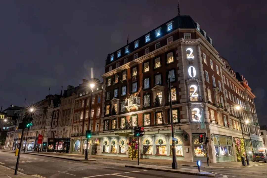 London, UK – Fortnum&Mason Windows of Wonder 