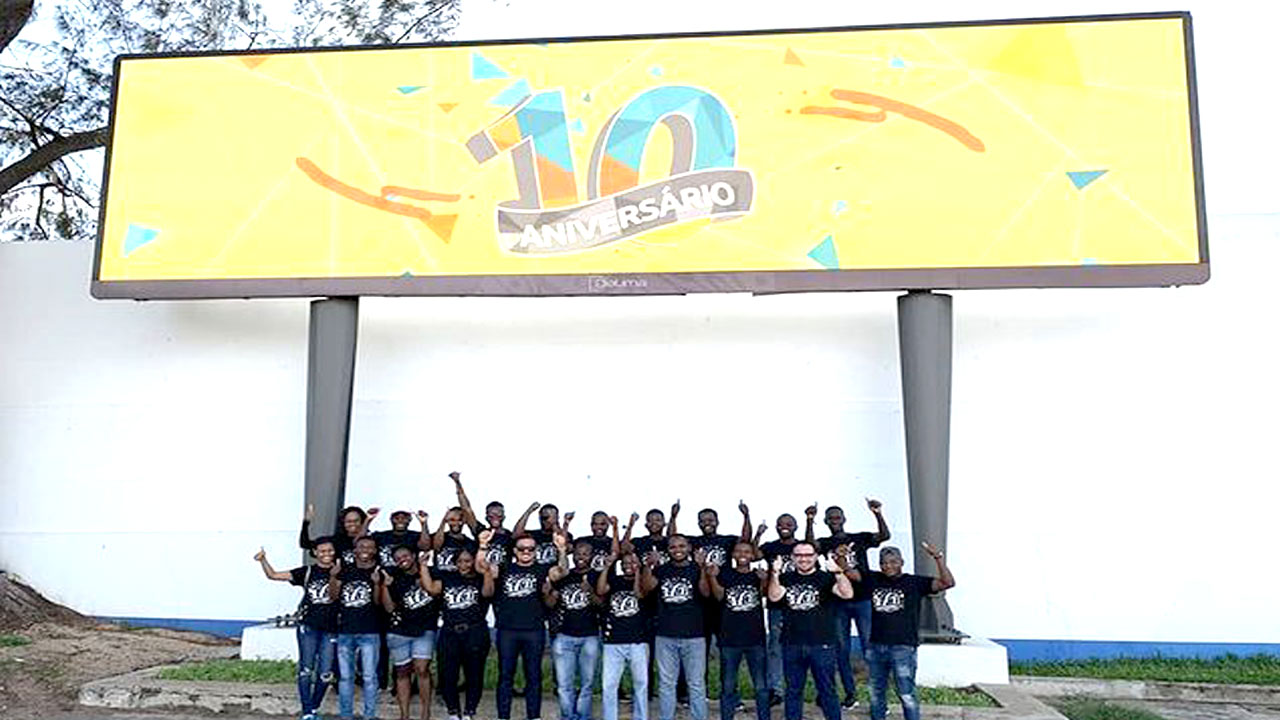 How to install Outdoor LED Screen Advertising Billboard in Africa