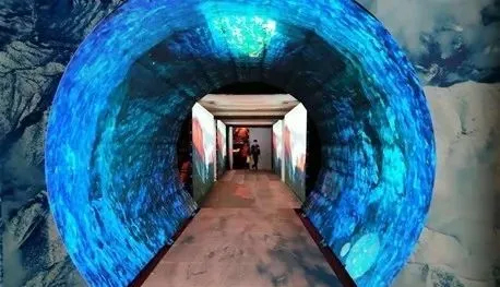 LED Tunnel Displays