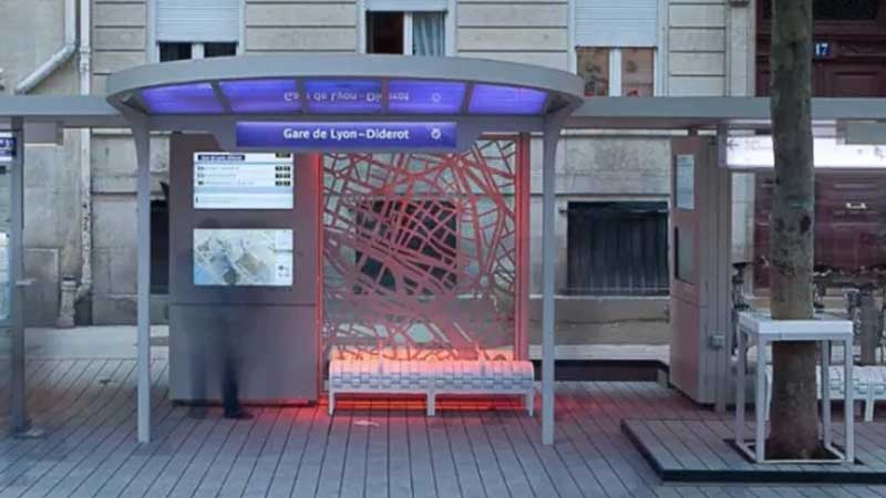 Creative Bus Shelter: Interactive Bus Shelter in Paris